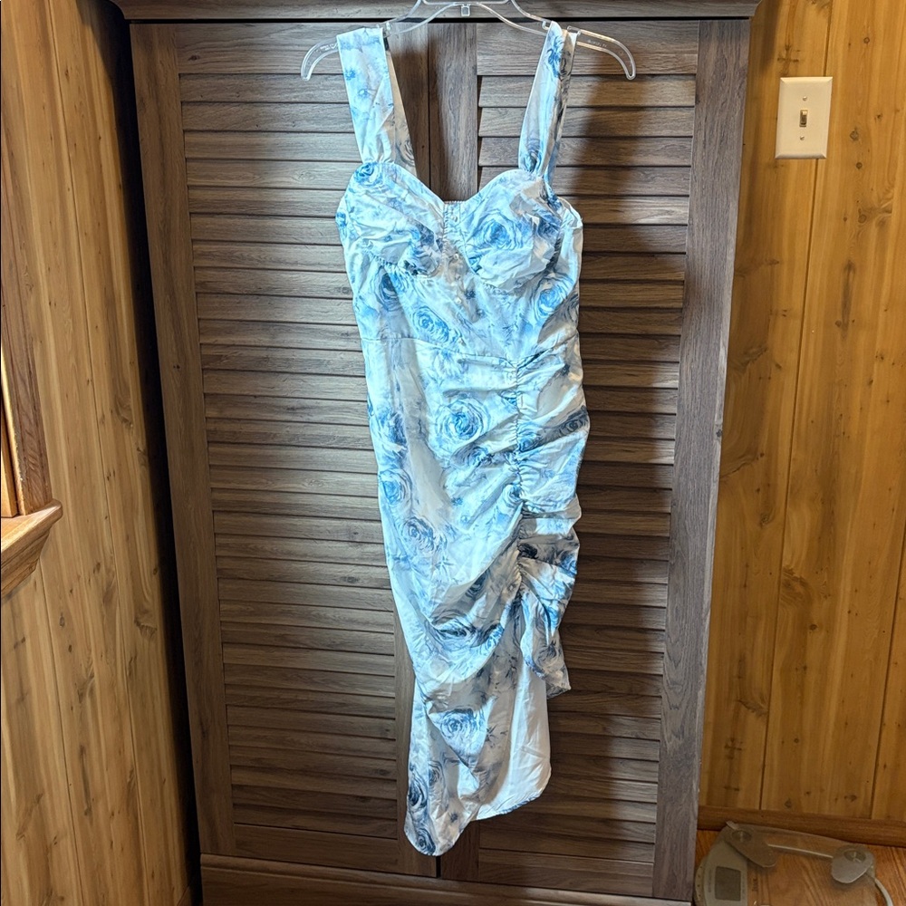 NWOT Summer blue floral dress